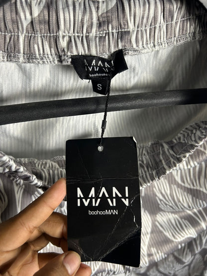 Boohoo Man Printed - Small