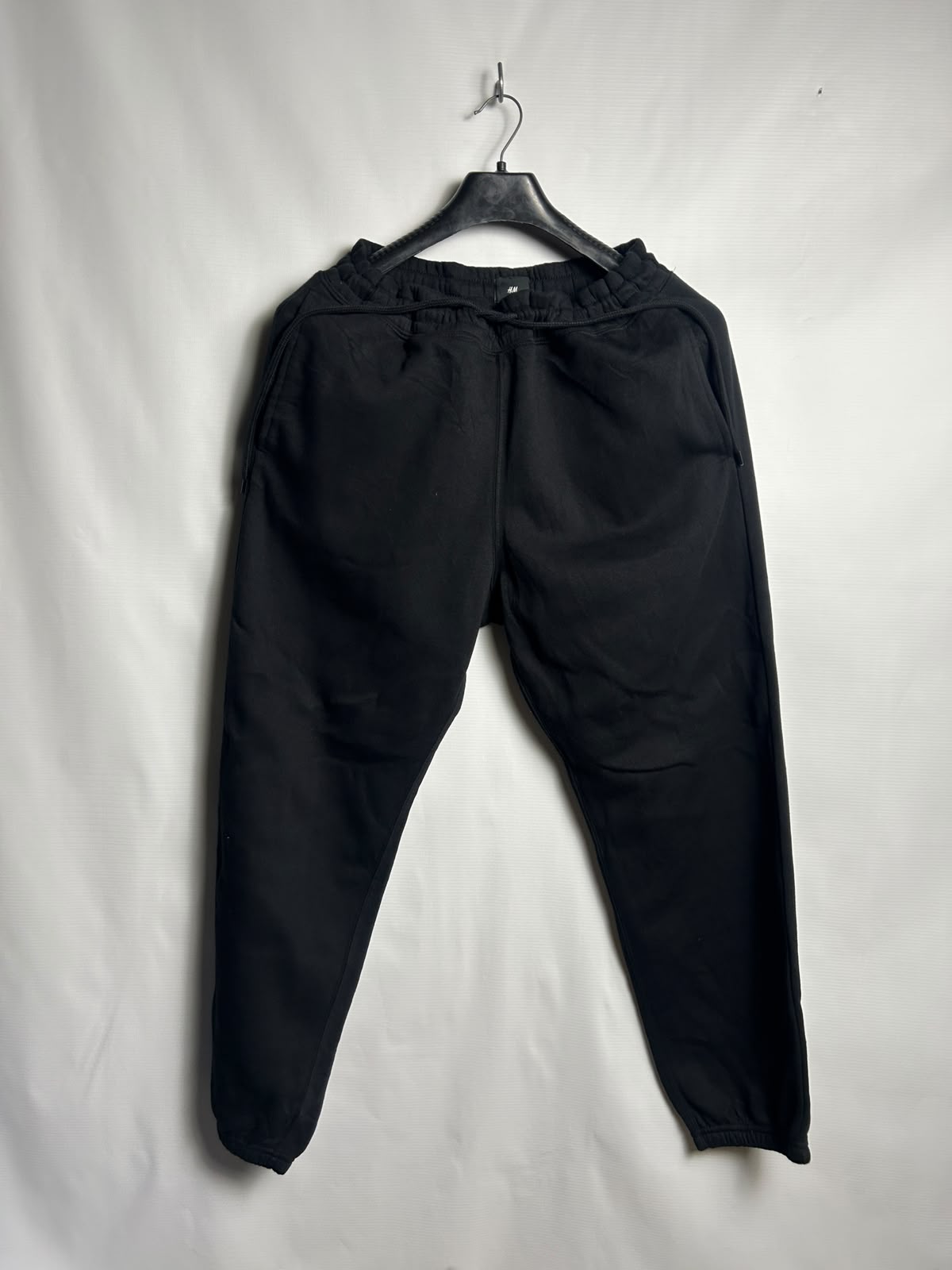 H&M Relaxed Fit Black - Medium