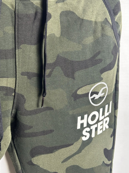 Holister Army Print - Medium