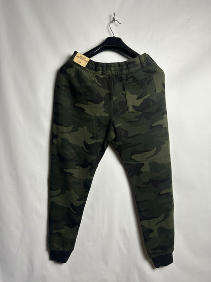 Holister Army Print - Medium
