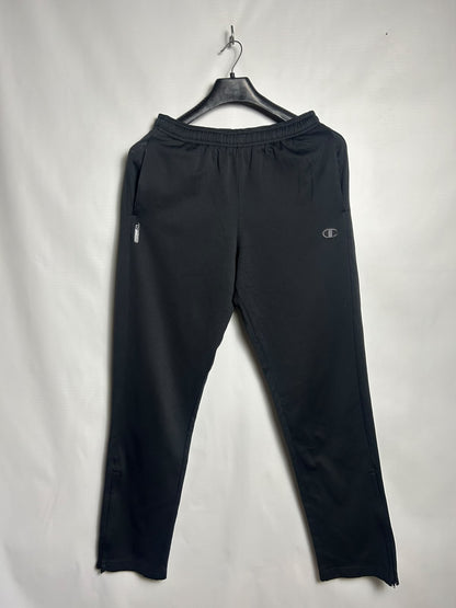 Champion Black - Small