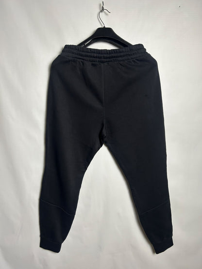 U.S. Black - Medium