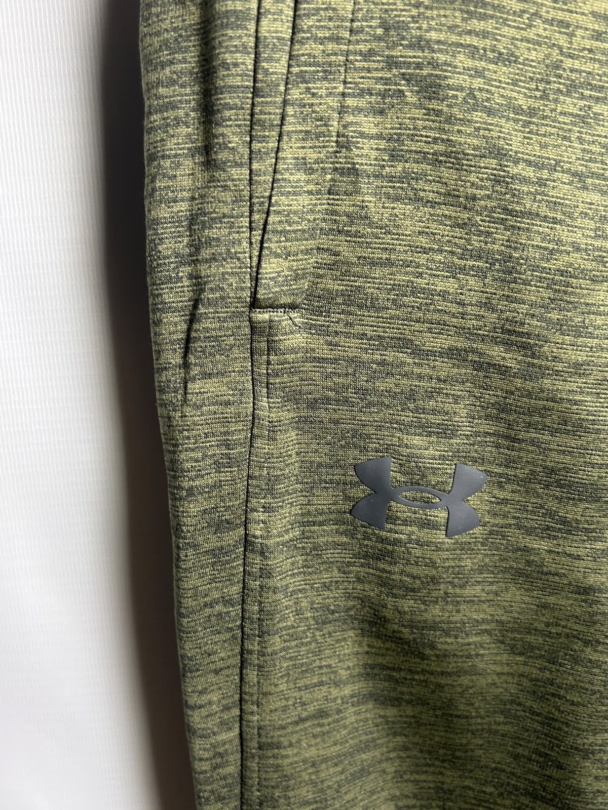 Under Armour Heat Gear Army Green - YXL
