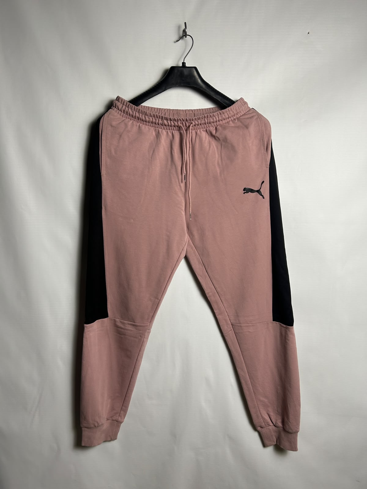 Puma Pink - Medium