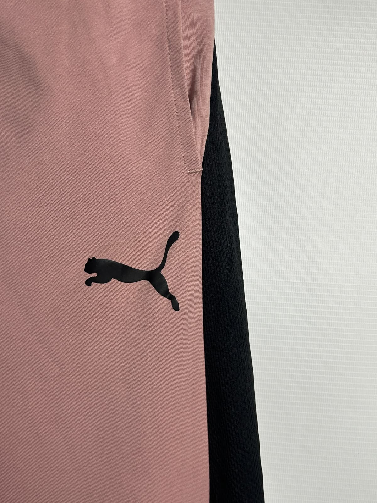 Puma Pink - Medium