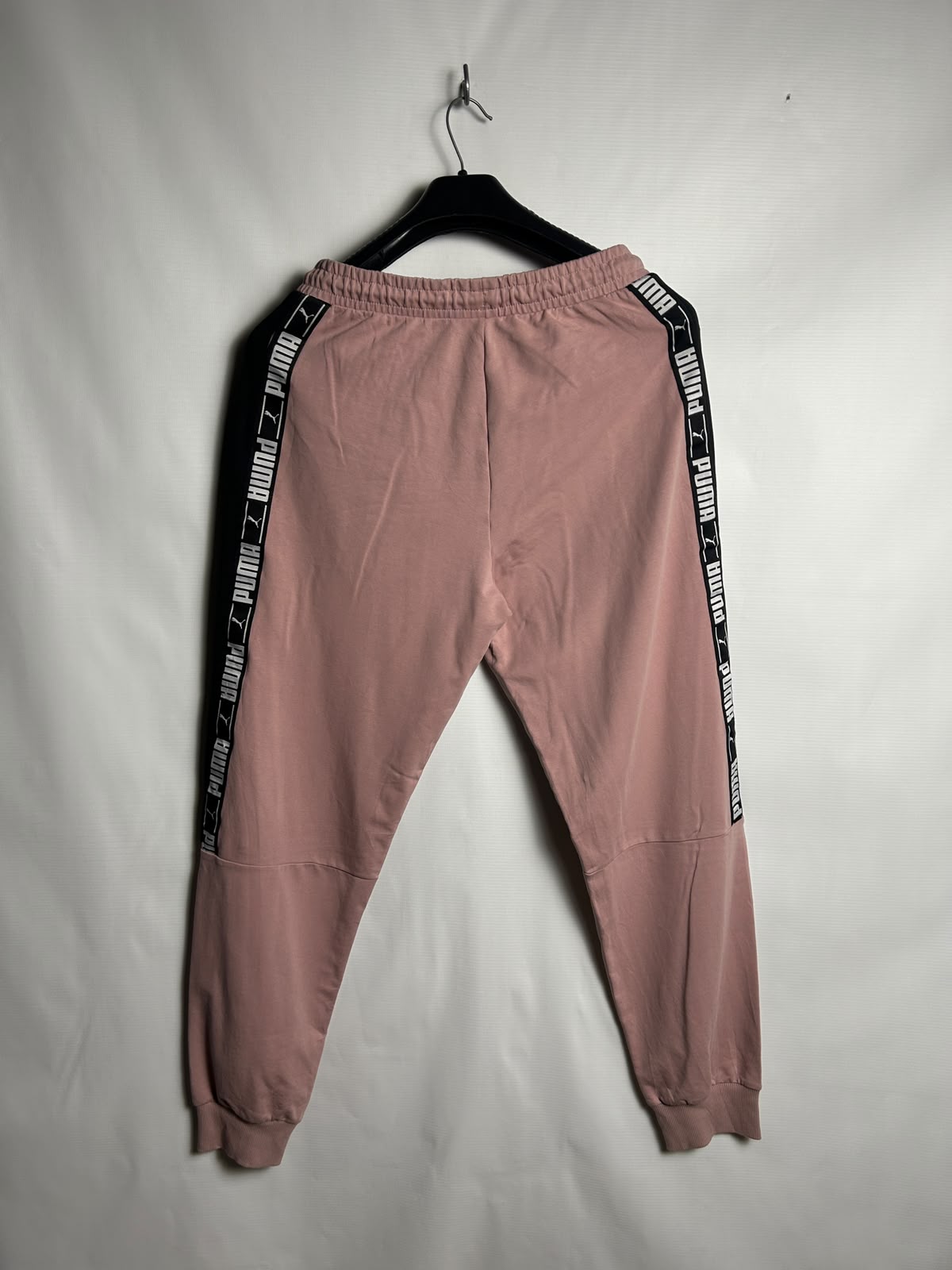 Puma Pink - Medium