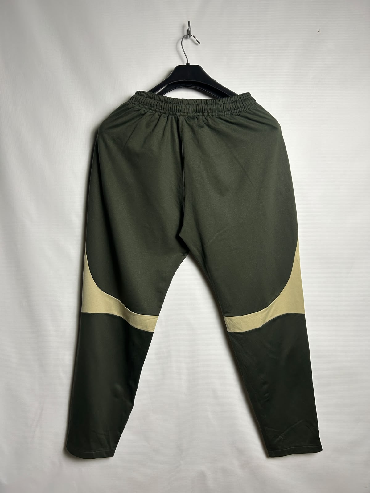 Nike Barca Olive Green - Large