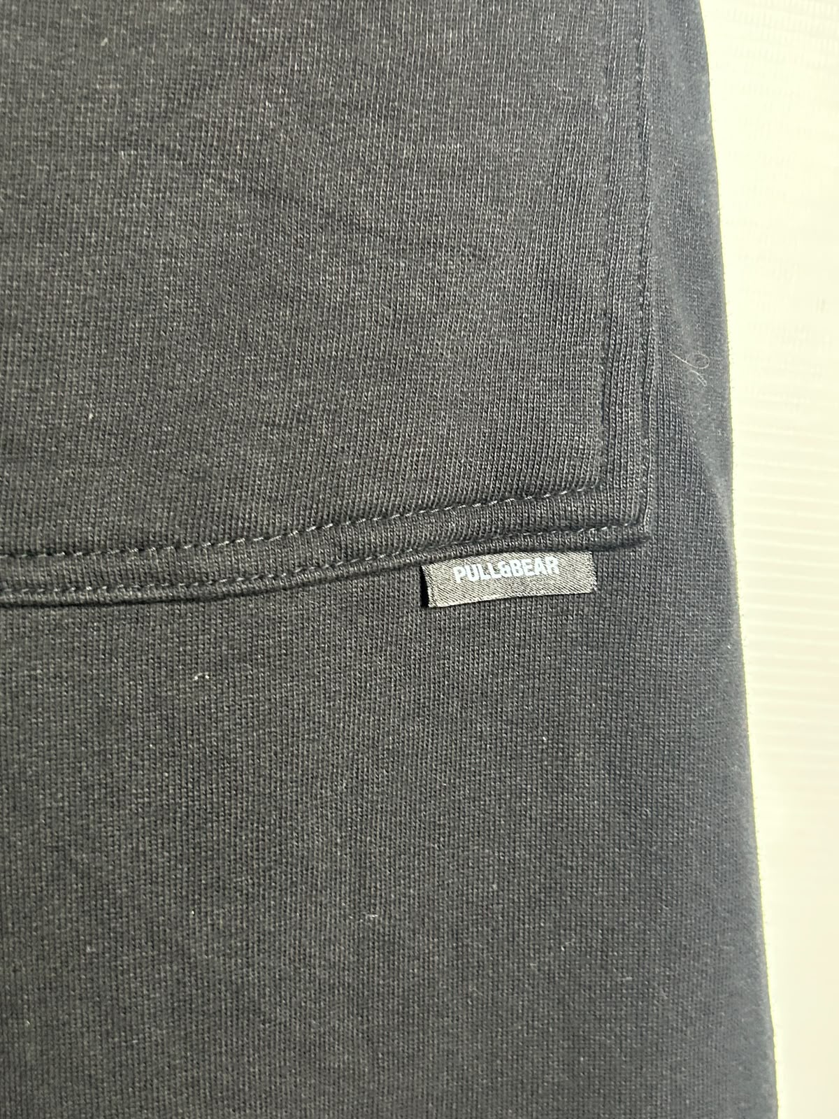 Pull&Bear Black - Medium