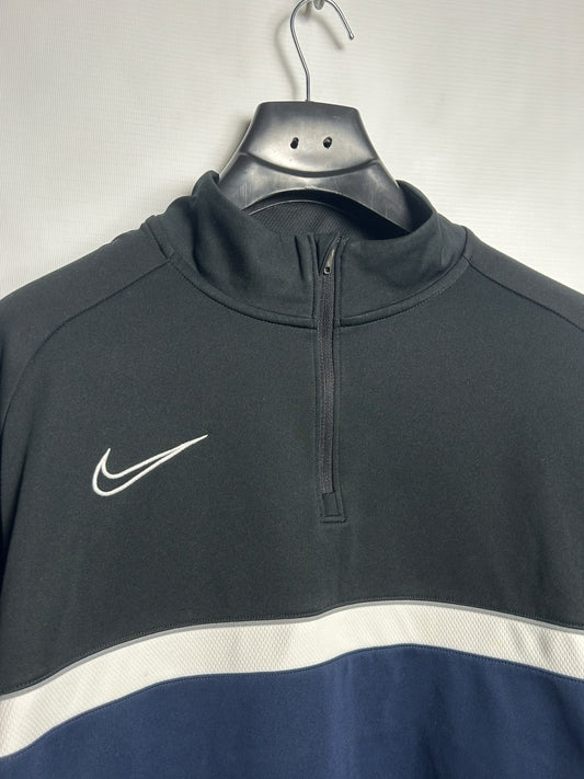 Nike Dri Fit Half Zip Full Sleeves - XL