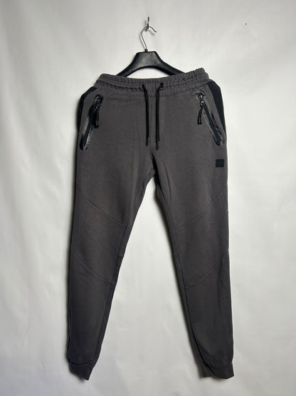 F&F Black - Small