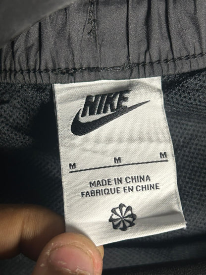 Nike Black - Medium