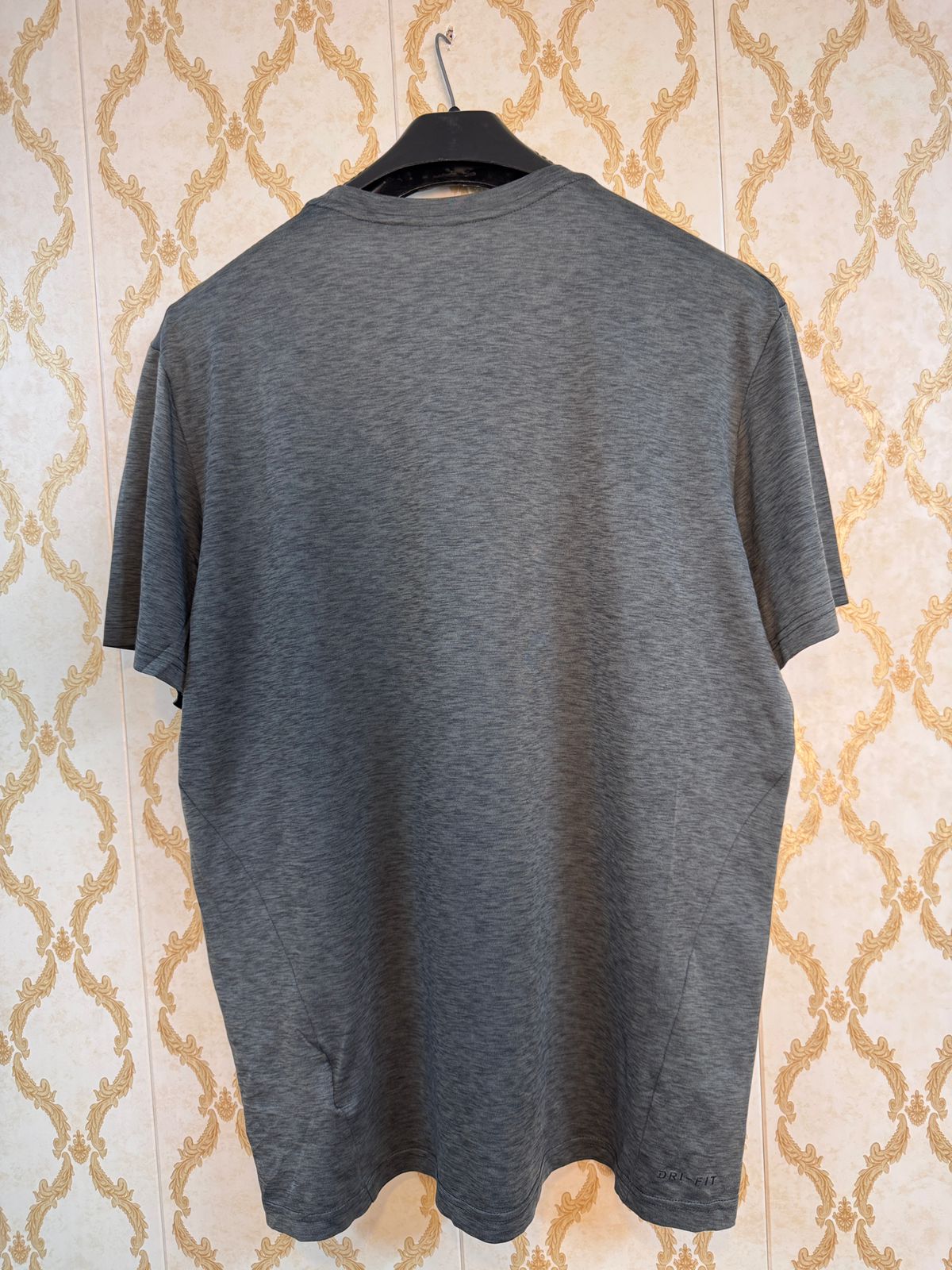 Nike Shirt -XXL