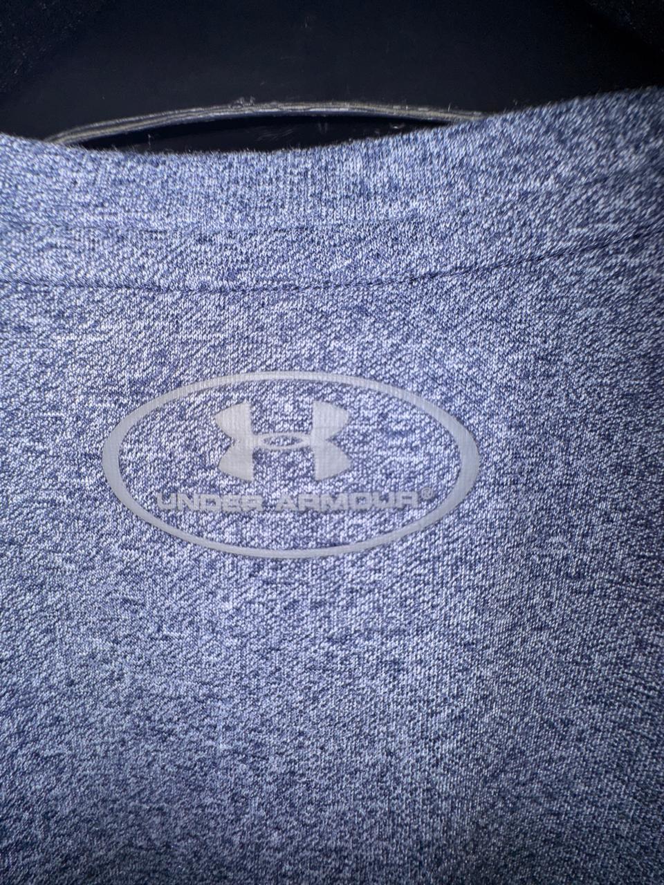 Under Armour Grey Tee - Medium