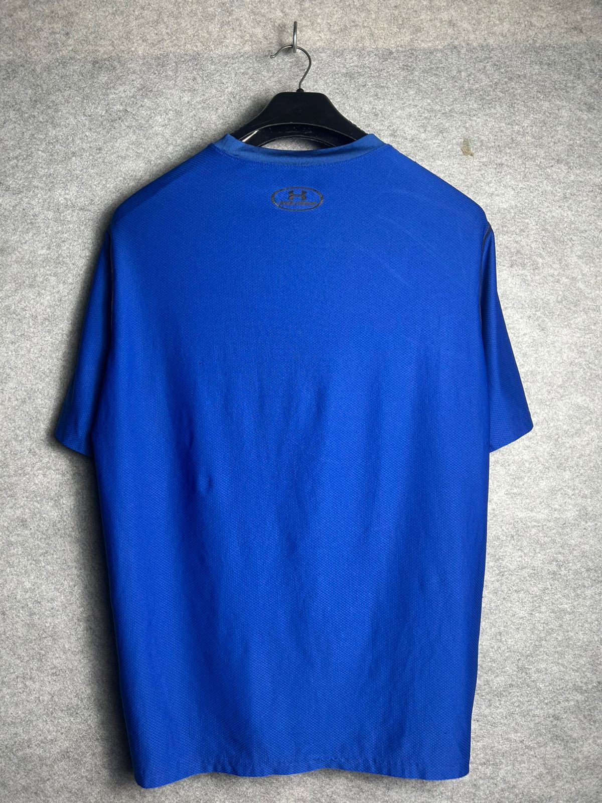 Under Armour Fitted Ultramarine Blue Round Tee - XL