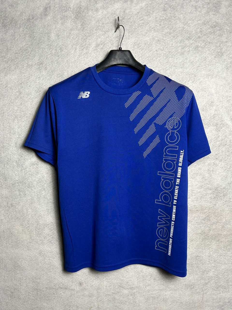 New Balance Big Logo Blue Round Neck - Medium