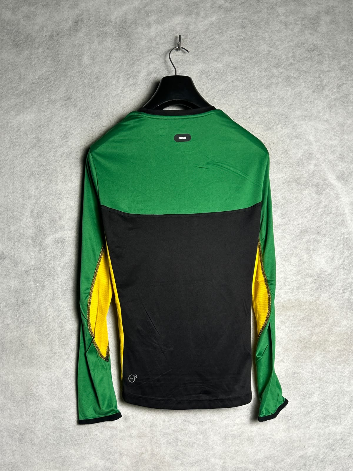 Puma Round Neck Full Sleeves - Large