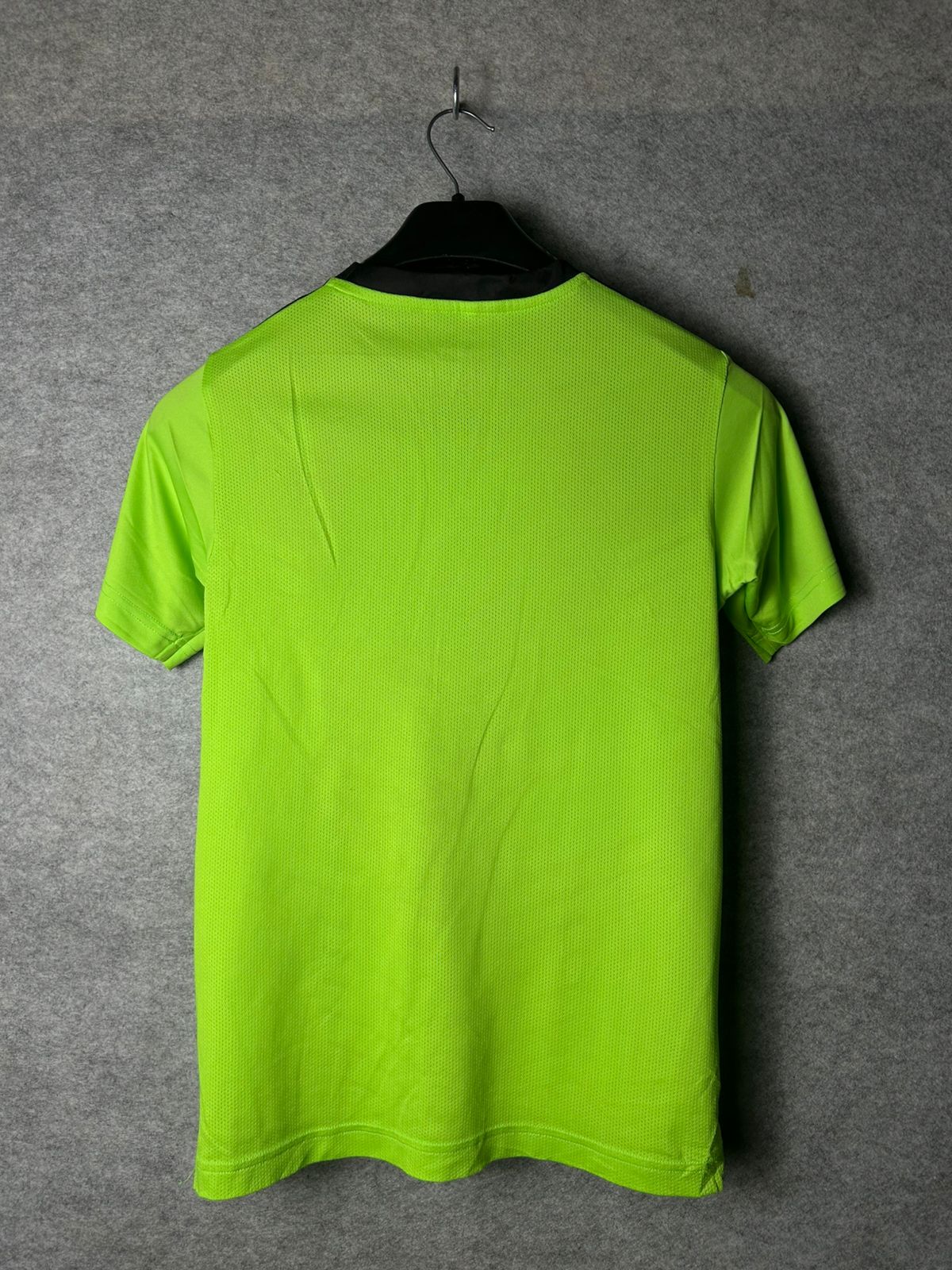Puma Green Black Round Neck - Small