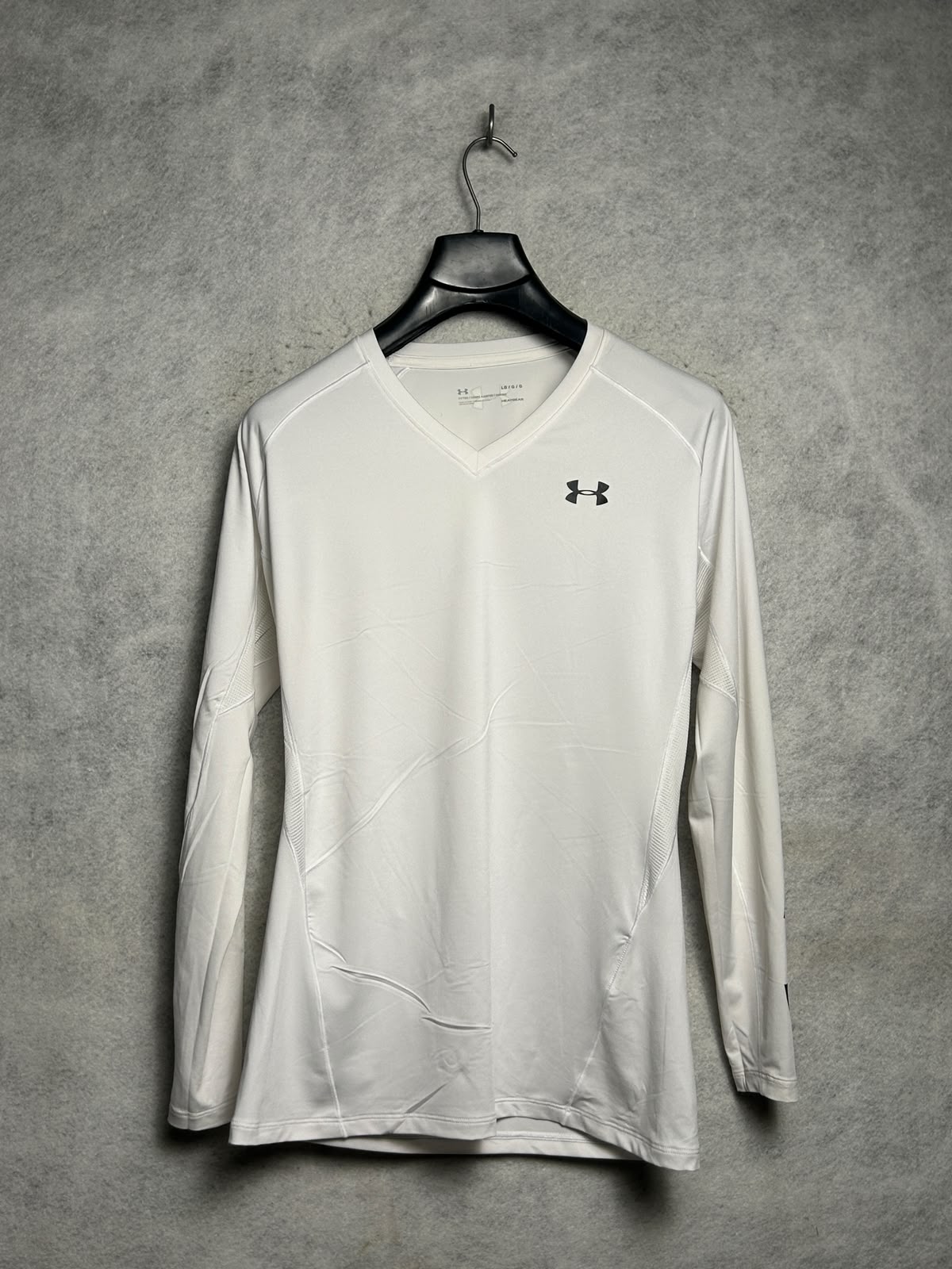 Under Armour Heat Gear Full Sleeves V Neck - Large