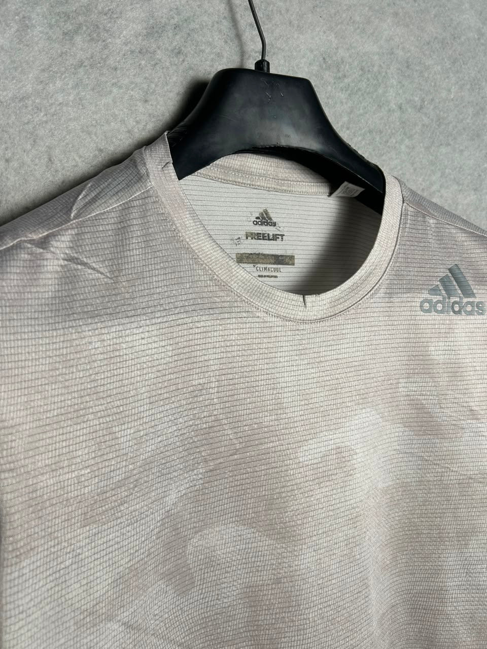Adidas Free Lift Climalite Round Neck - Medium