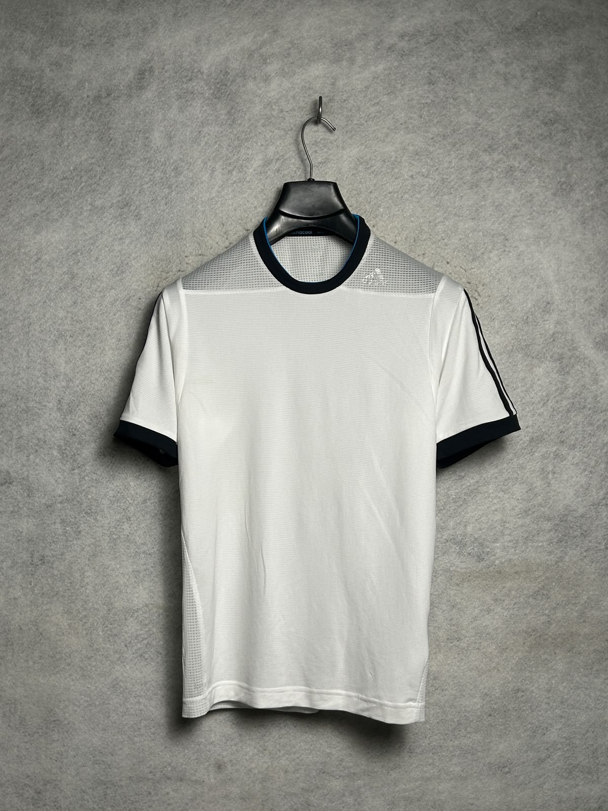 Adidas Climacool White Round Neck - Small