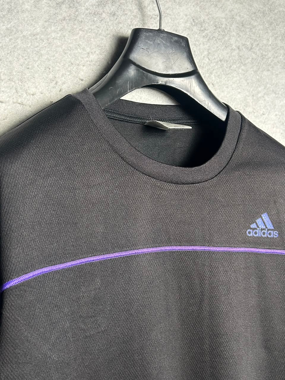 Adidas Black Round Neck - Large