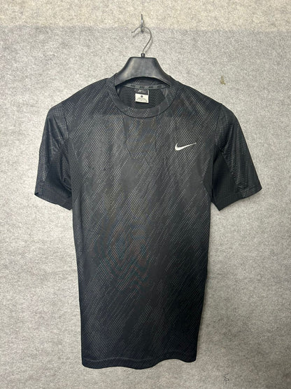 Nike Round Neck Tee - Small