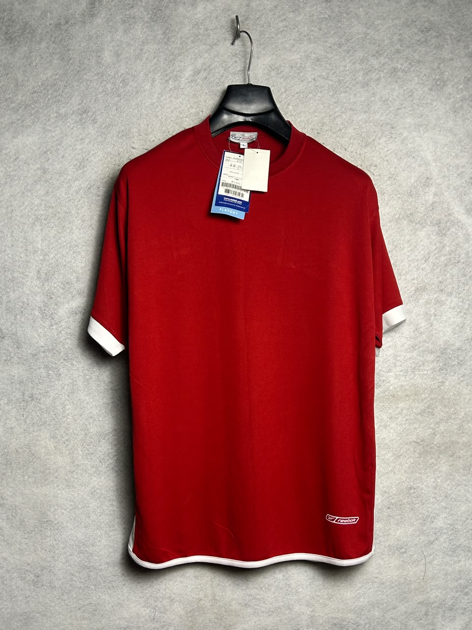Reebok Red Round Neck - Large