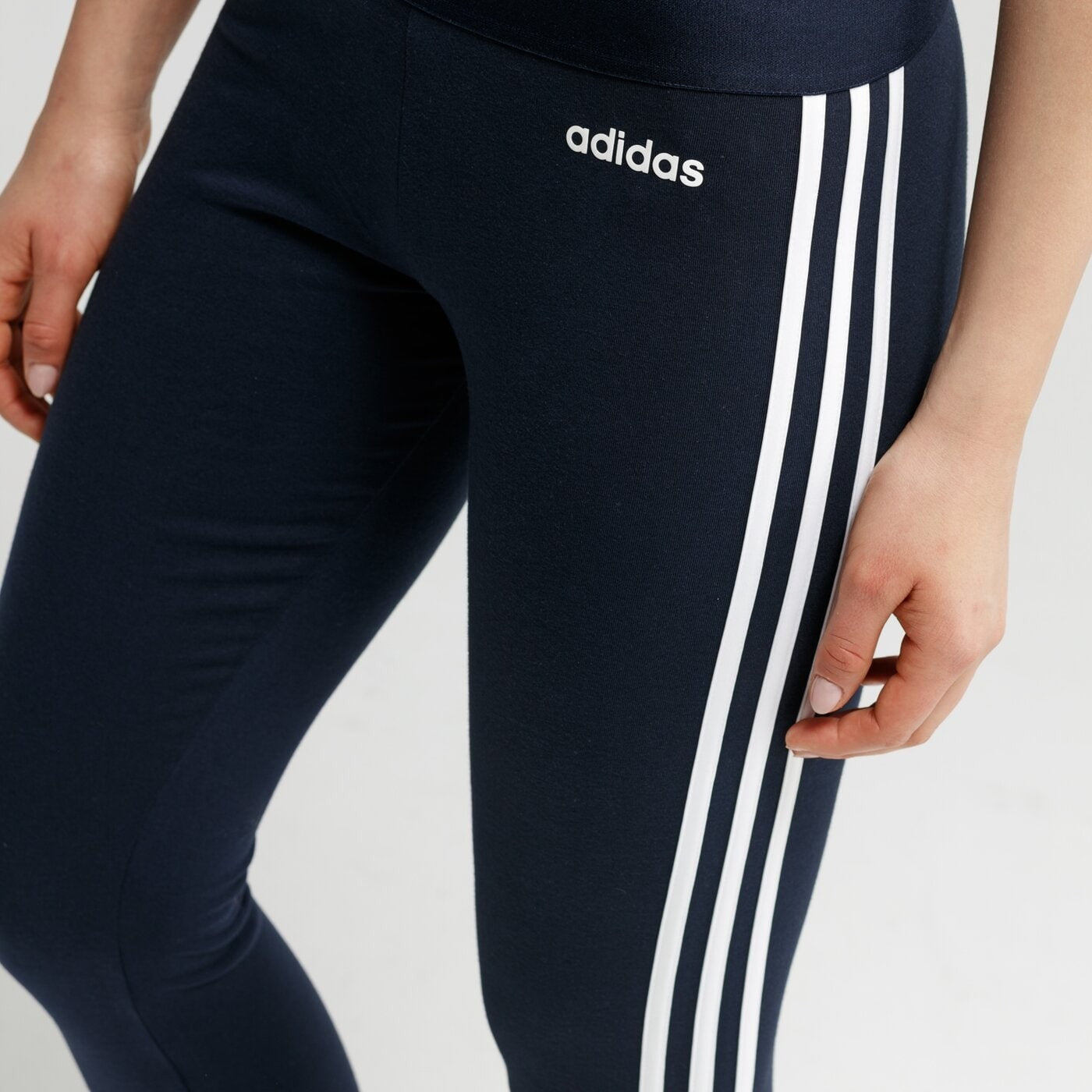 Adidas Leggings Model DU0681 for Women