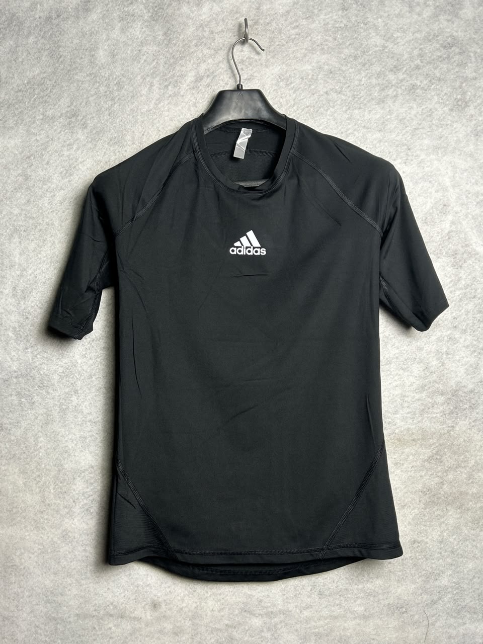 Adidas Black Round Neck - Large