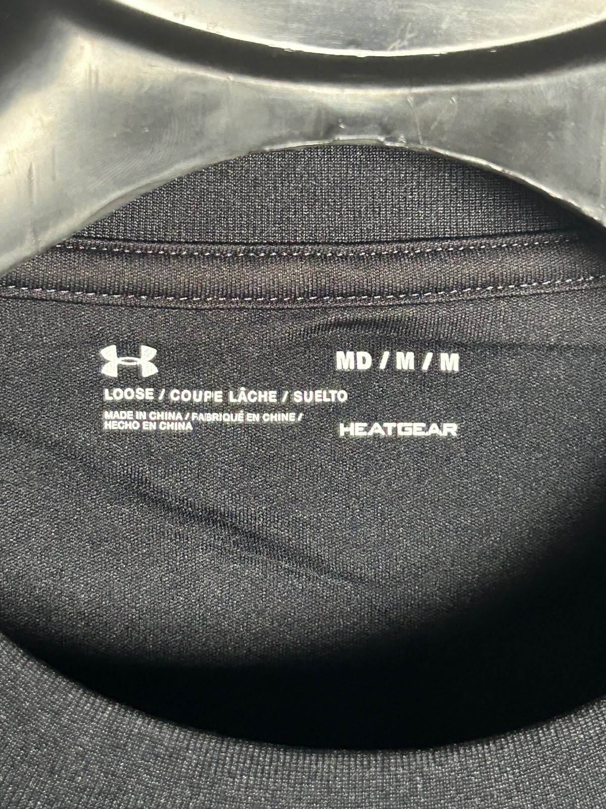 Under Armour Heat Gear Black Round Neck - Medium