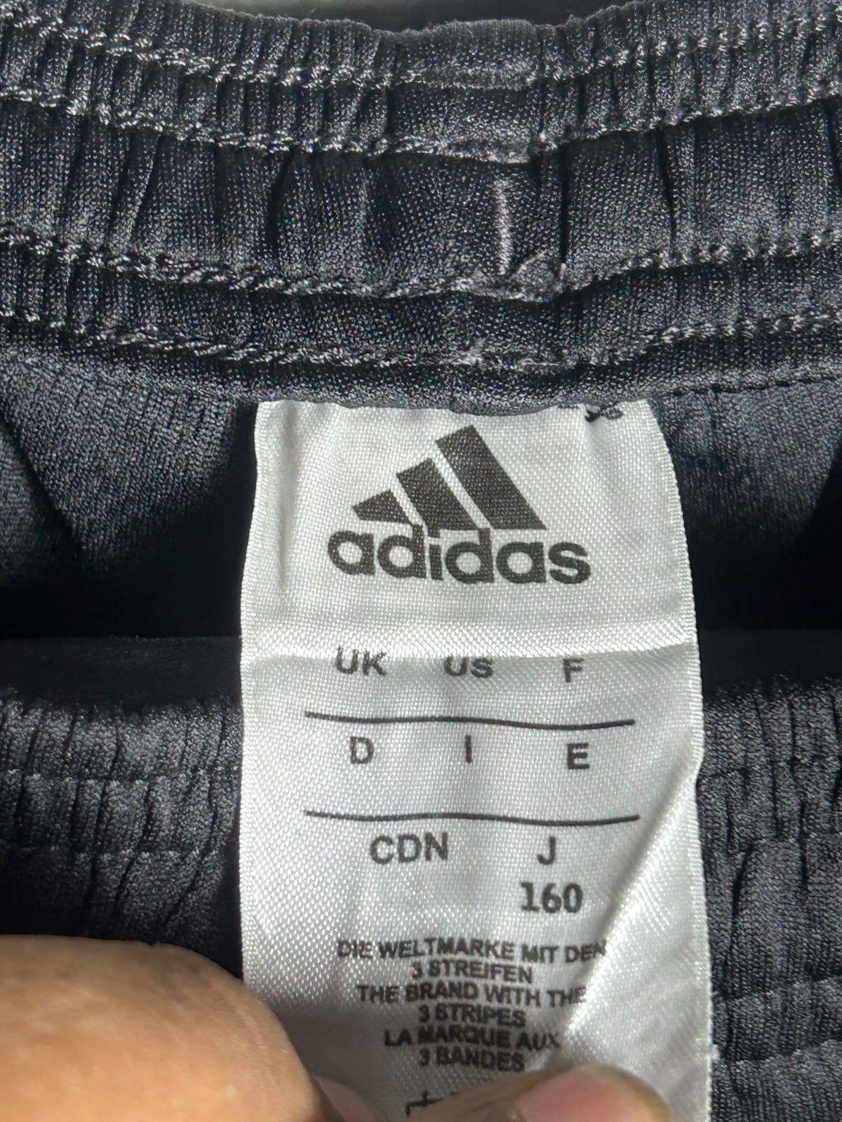 Adidas Black - XL