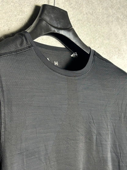 Reebok Activechill Black Round Neck - Medium
