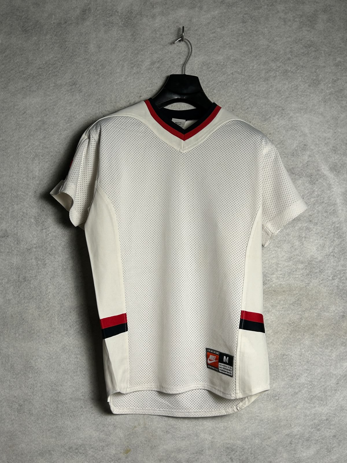 Nike Team Sports White V Neck - Medium