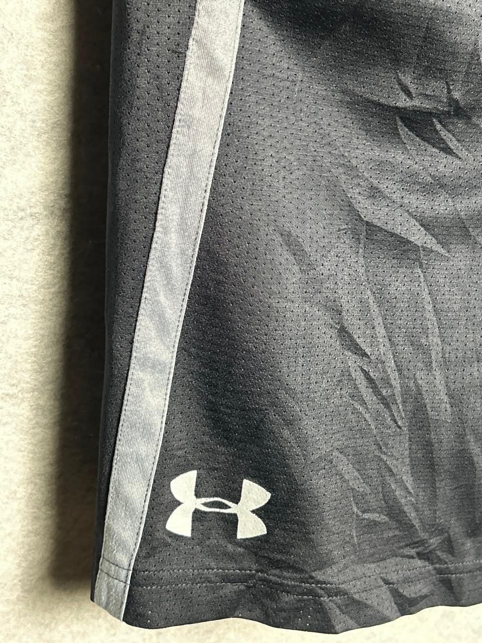 Under Armour Black - Large