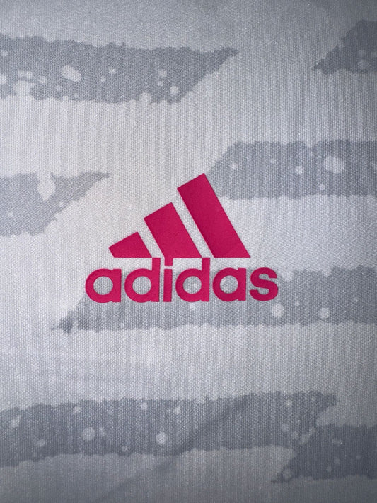 Adidas Round Neck Shirt - Medium