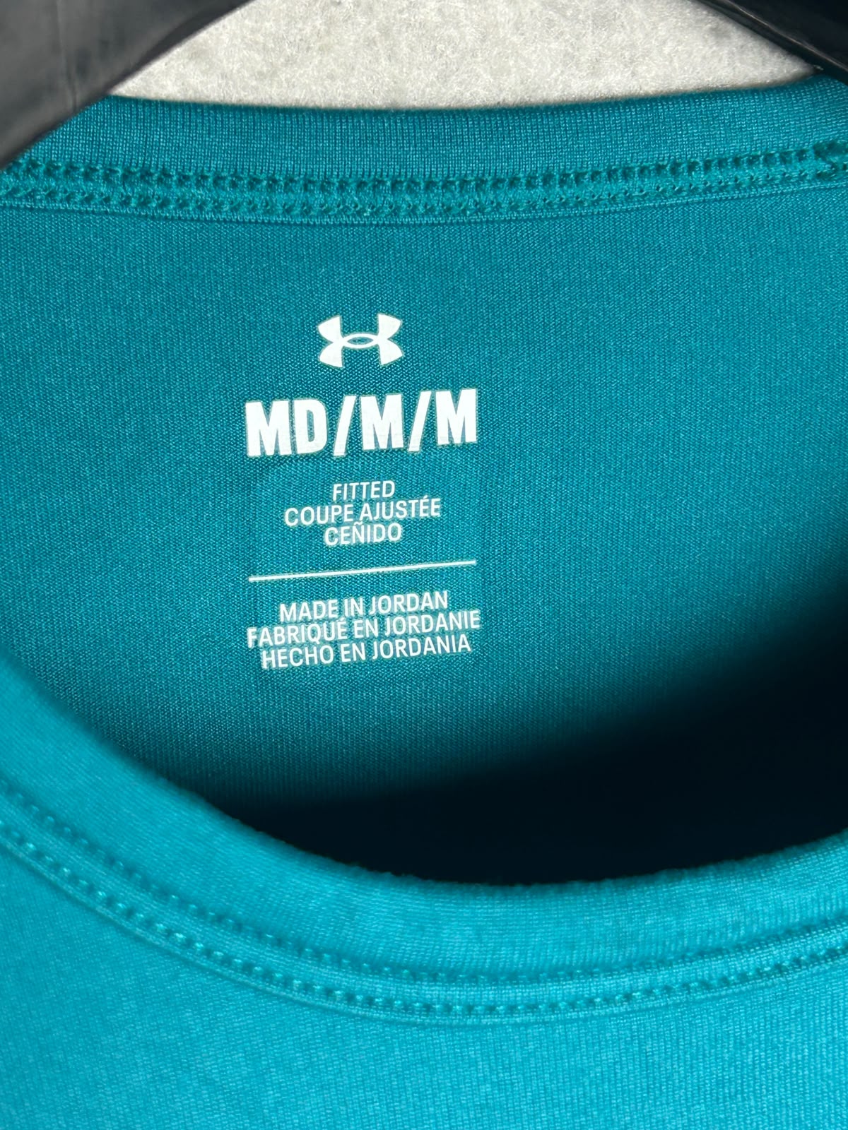 Under Armour Round Neck - Medium