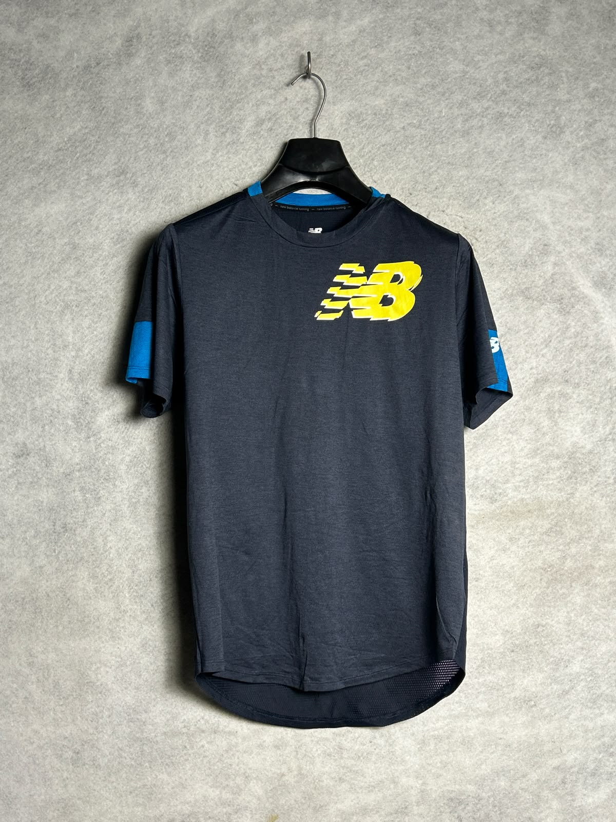 New Balance Big Logo Blue Round Neck - Medium
