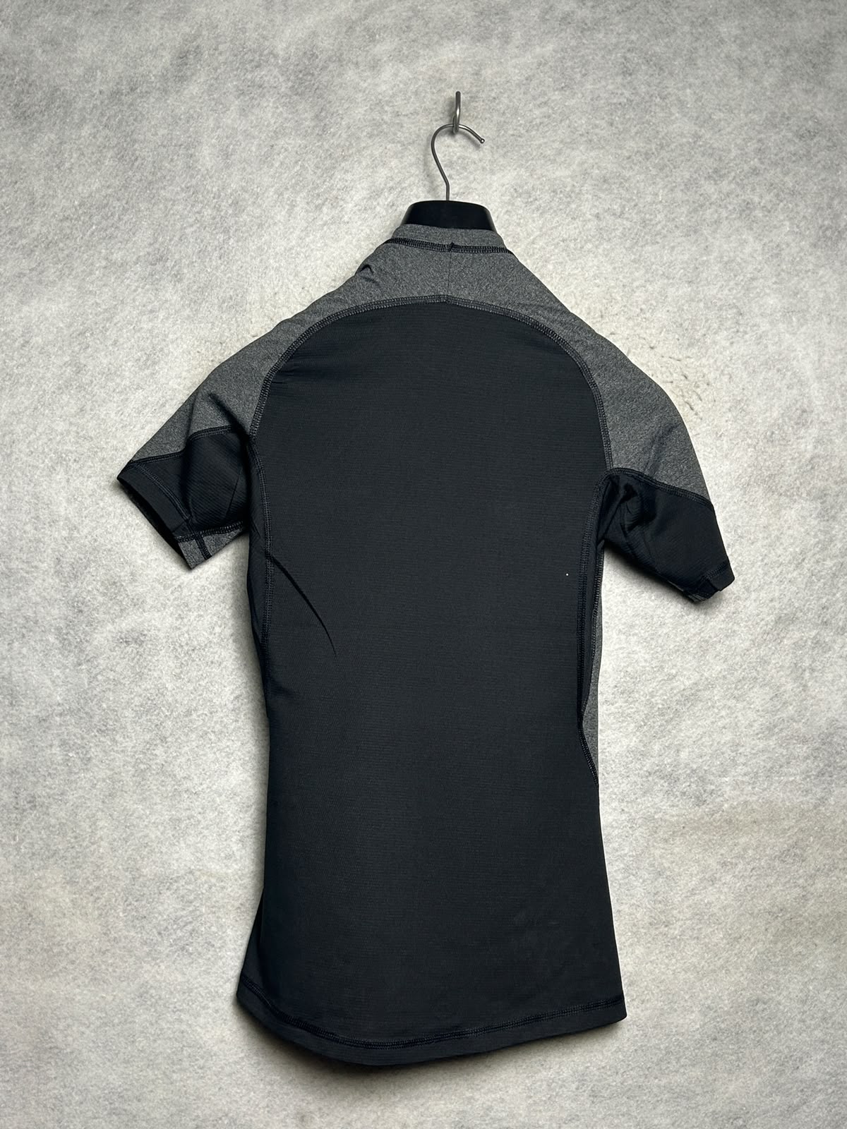 Adidas Black And Grey Round Neck - Small