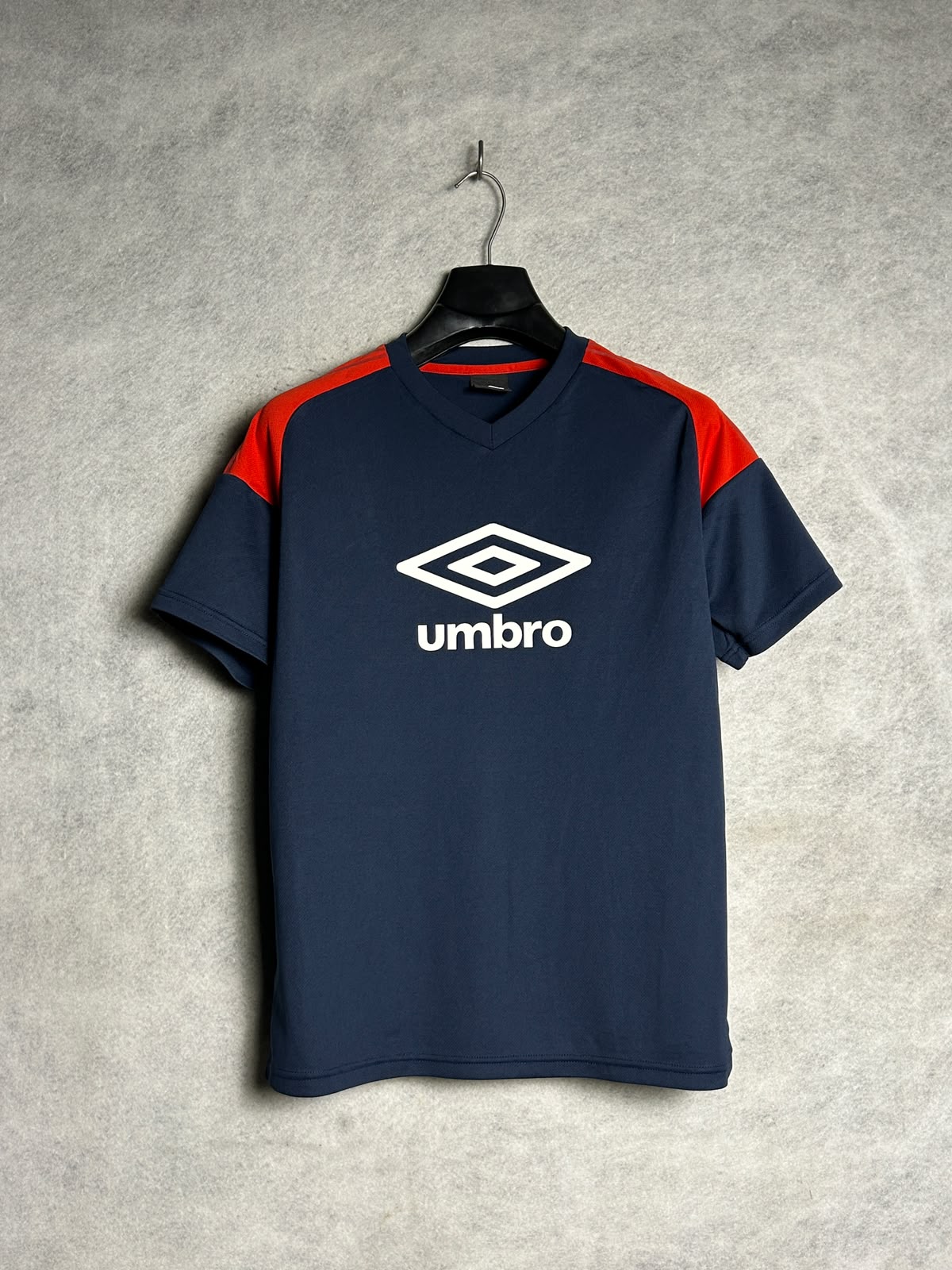 Umbro Blue V Neck - Medium