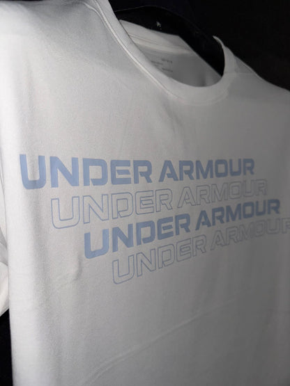 Under Armour Light Blue/White Round Neck - Large