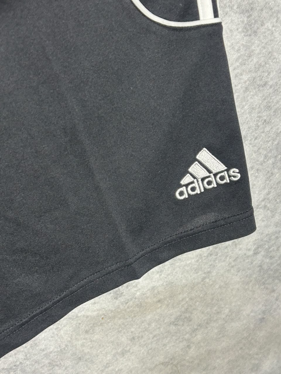 Adidas Black - XL