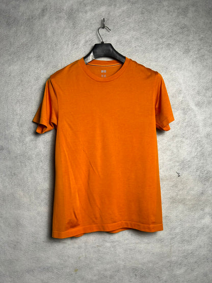 UNIQLO Orange Round Neck - Medium