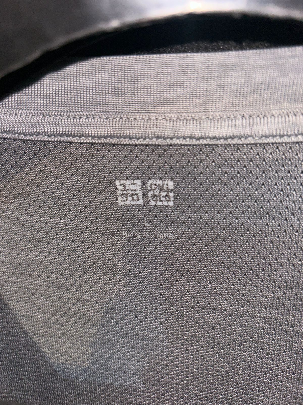 Uniqlo Grey Round Neck Shirt - Large