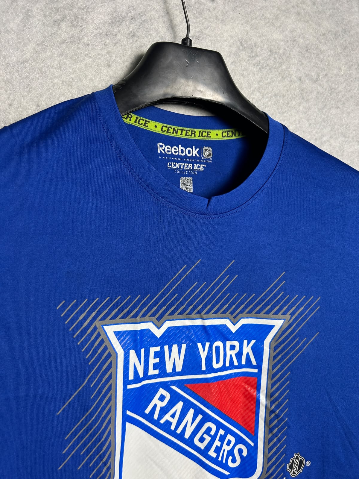 Reebok Big Logo New York Ranges Round  Neck - Large
