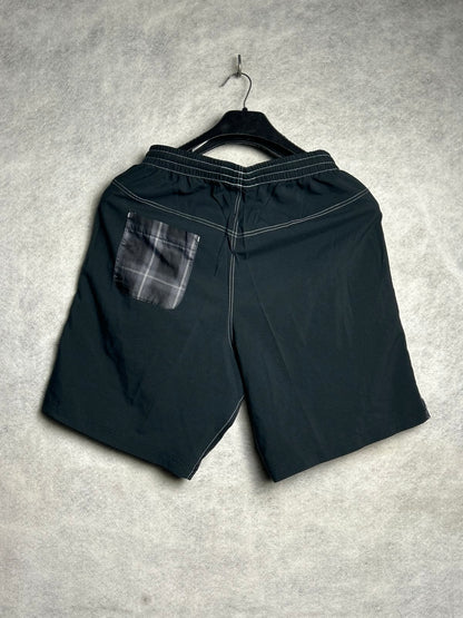 New Balance Black - Large