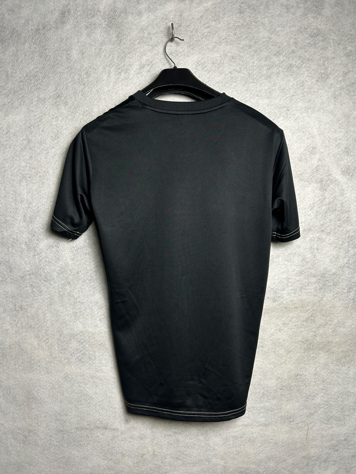 Adidas Black Round Neck - Small