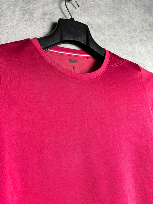 UNICLO Round Neck - Medium