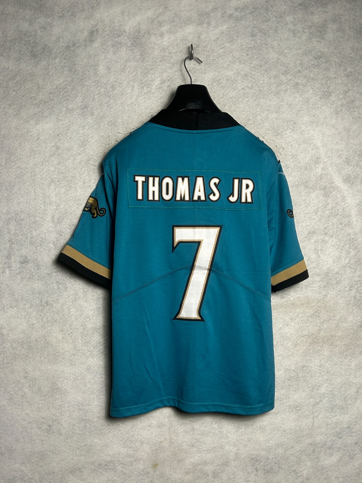 Nike NFL V Neck - XL
