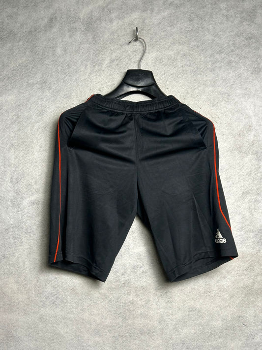 Adidas Black - Medium