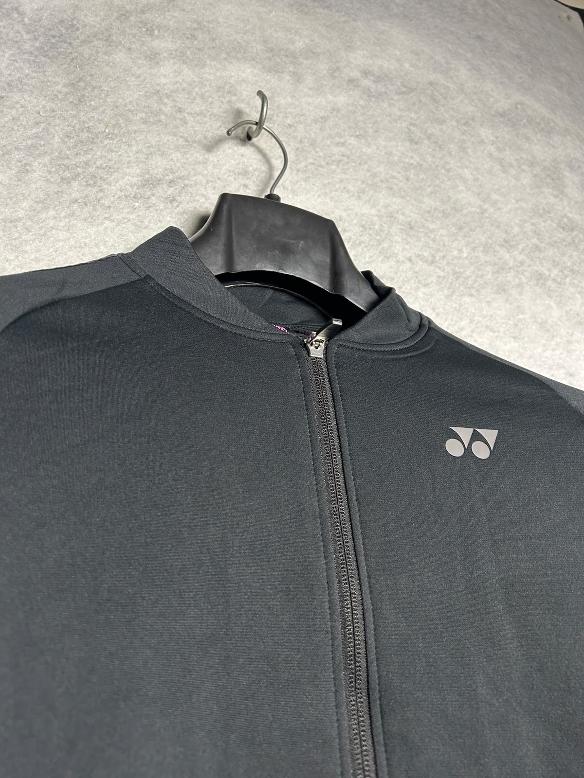 Yonex Black Upper - Medium